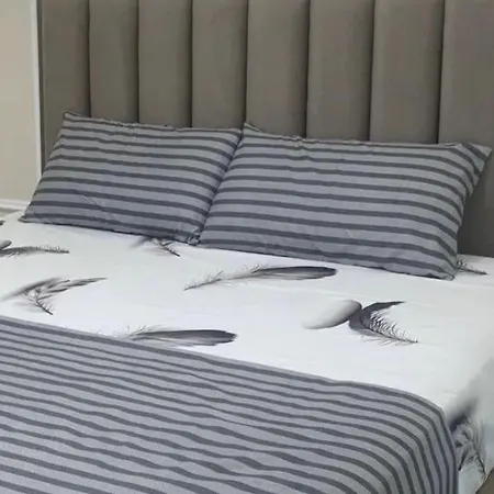 Durres-apartament Appartamento *